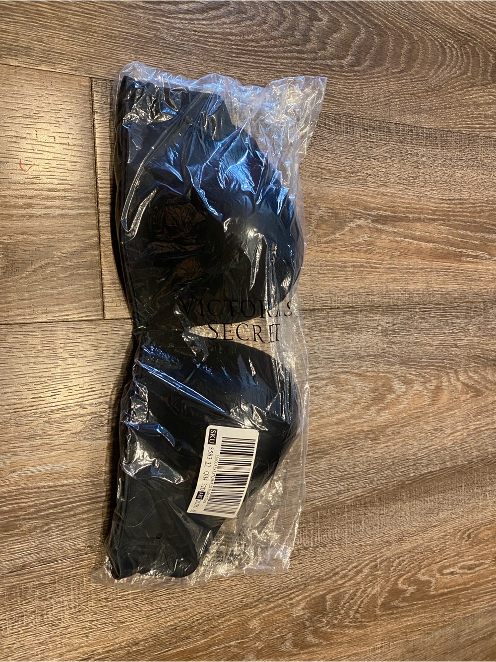Victoria's Secret Black Strapless bombshell add-2-cups push-up bra